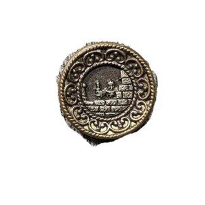 Stone Wall with King or Roman Solider on it Vintage Button geometric old